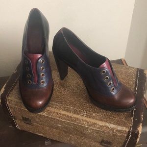 Cole Haan multi color FAB